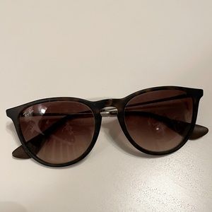 Ray-Ban Erika Classic Sunglasses